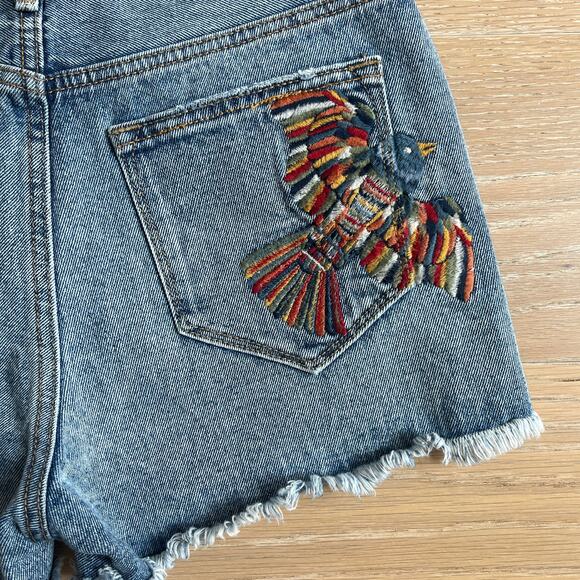 Driftwood x Folklore Goldie White Denim Frayed Hem Embroidered Jean Shorts sz 26 - Picture 5 of 8